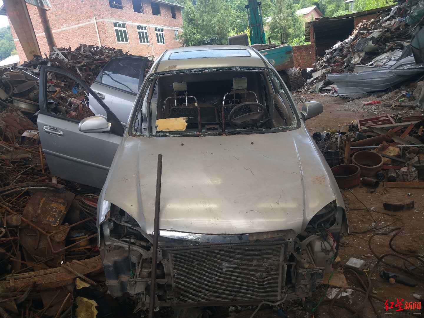 报废车废品回收站怎么收_报废汽车回收站_报废车辆回收站要办什么证件