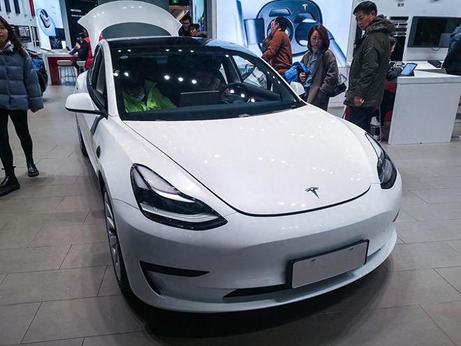 第一批新能源汽车“报废”！回收价格揭秘，老车主很无奈！