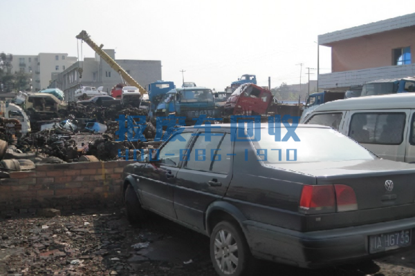 黄南自愿报废汽车有补贴吗，小轿车报废一辆给多少钱